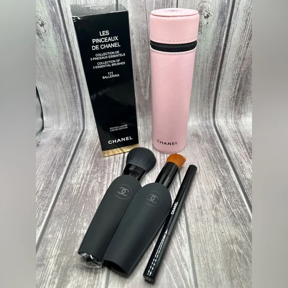 NIB CHANEL Set of 3 Makeup Brushes with Storage Case Bag Ballerina Pink Black CC - Picture 2 of 14